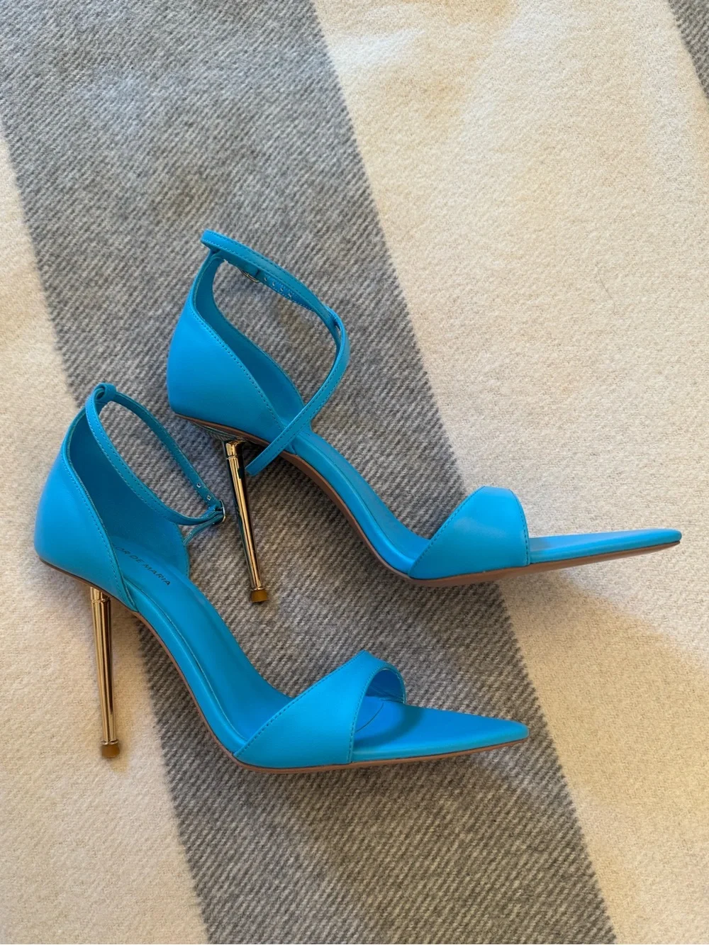 Bright Blue Ankle-Strap Pointed Toe Sandals